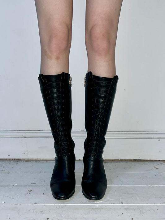 VALENTINO LACE UP BOOTS (EU 38)