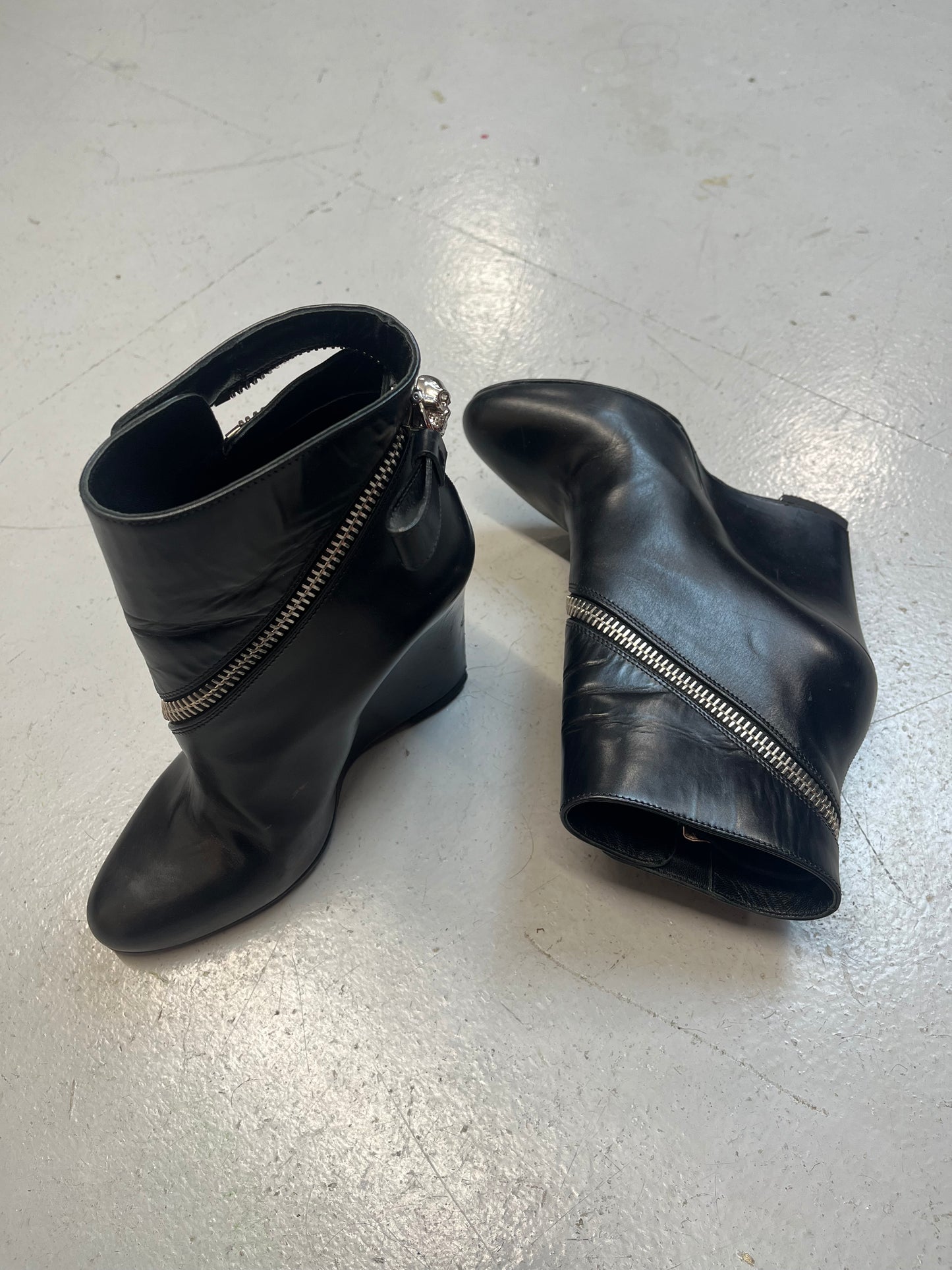 Alexander McQueen wedges (EU 38)