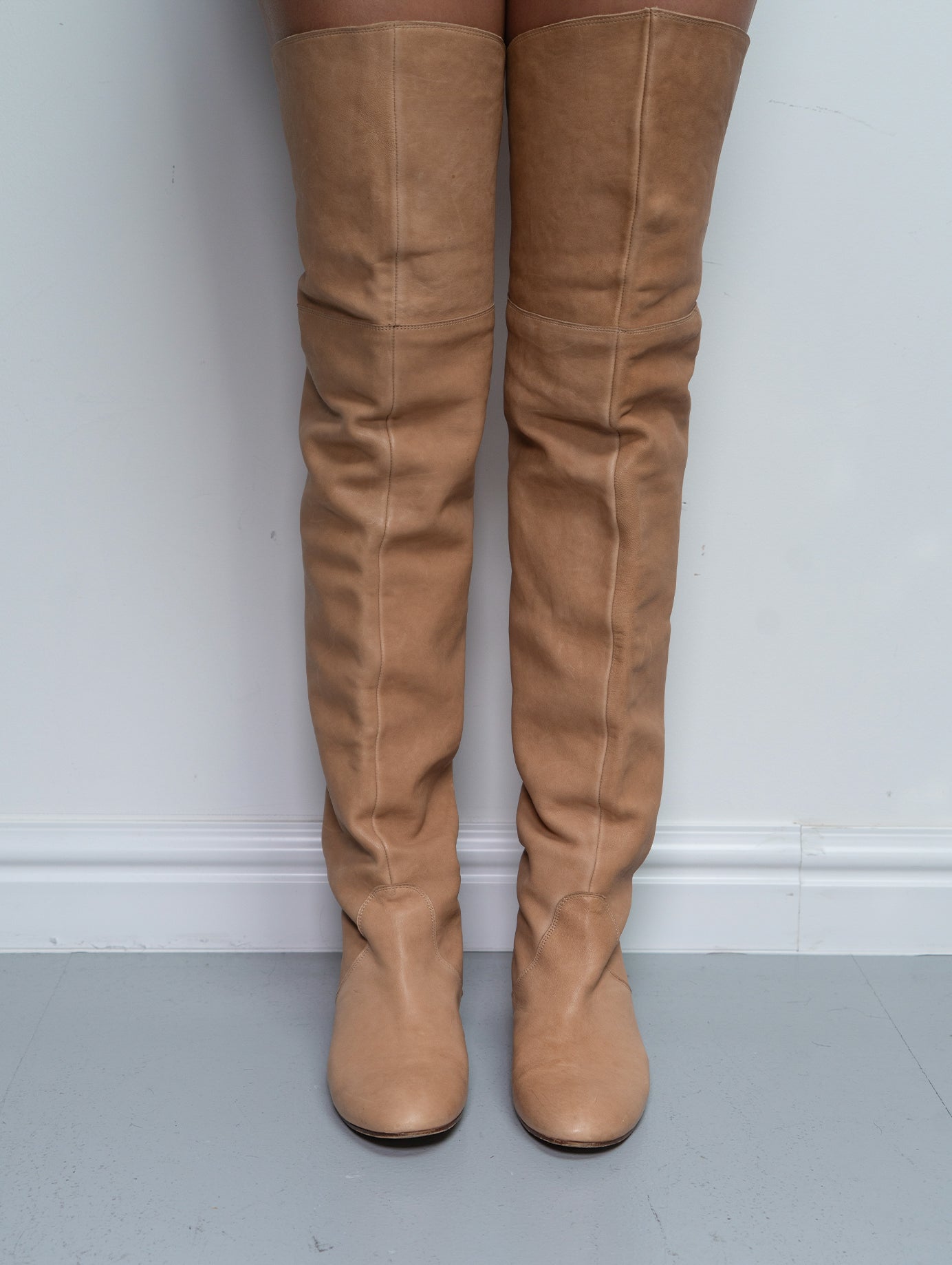 CHLOÉ KNEE HIGH BOOTS (EU 39)