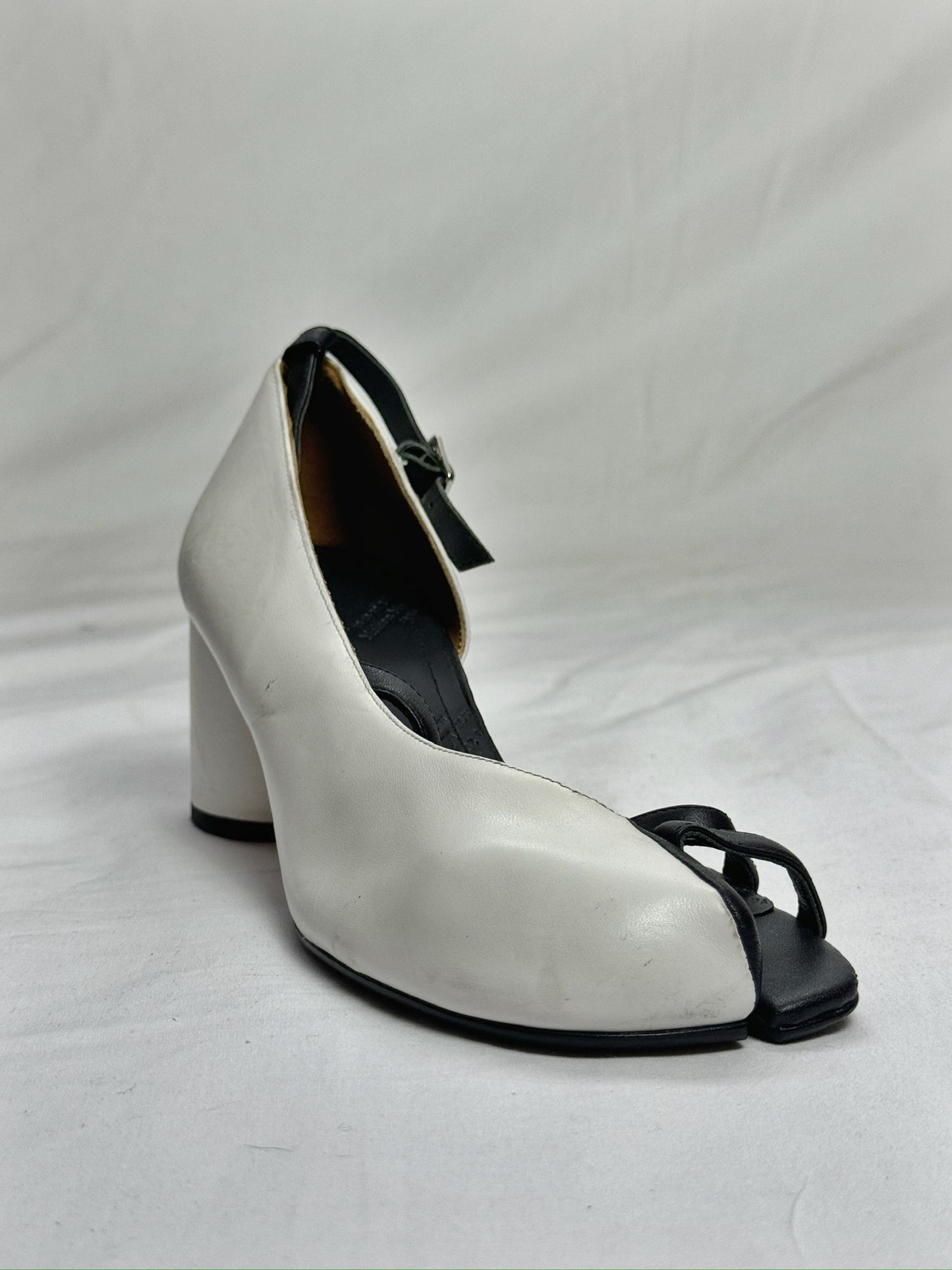 MARGIELA TWO TONE HEEL