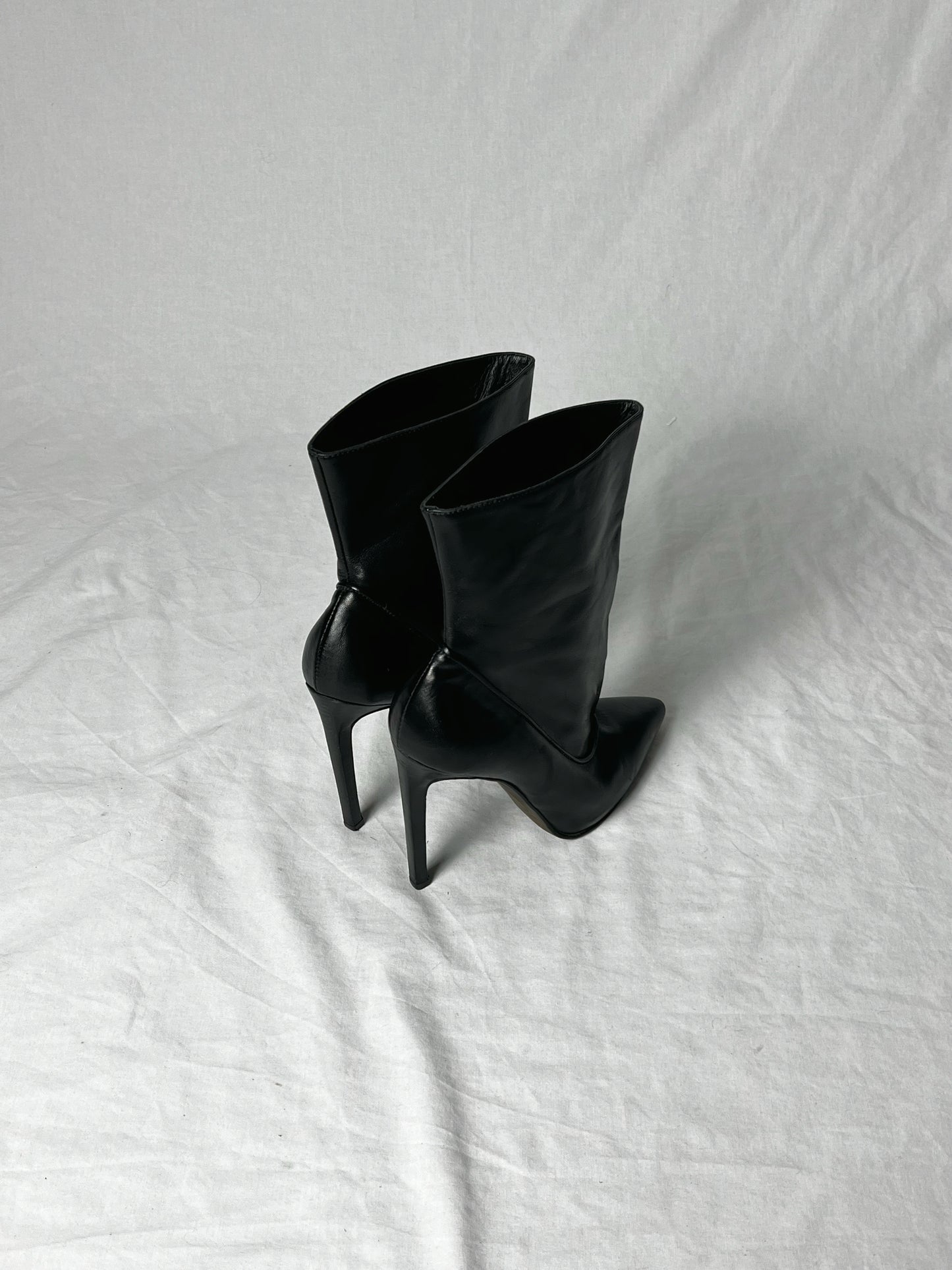 AF VANDEVORST HEELS