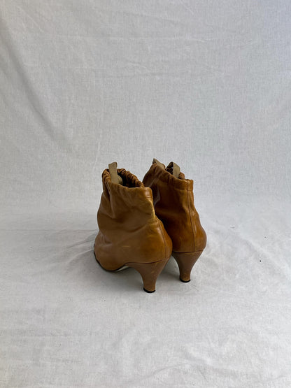 VIVIENNE WESTWOOD S/S 2000 SACK BOOT