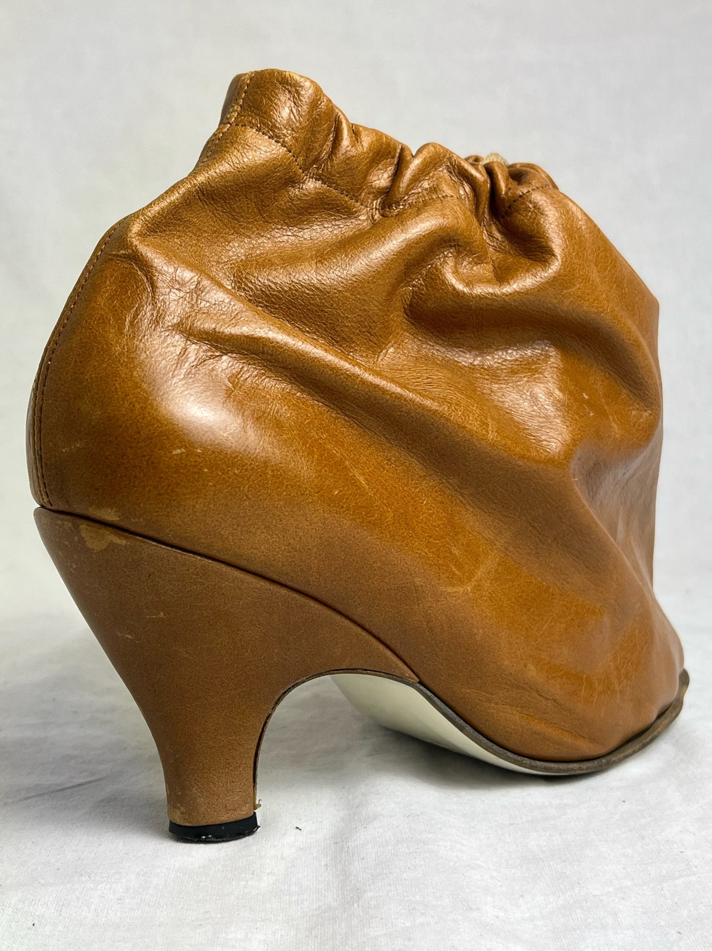 VIVIENNE WESTWOOD S/S 2000 SACK BOOT