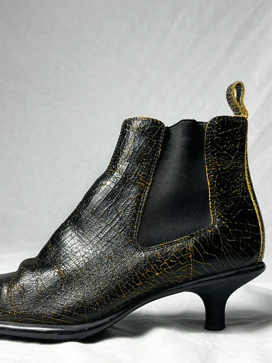 MIU MIU F/W 1999 CRACKED LEATHER CHELSEA BOOTS