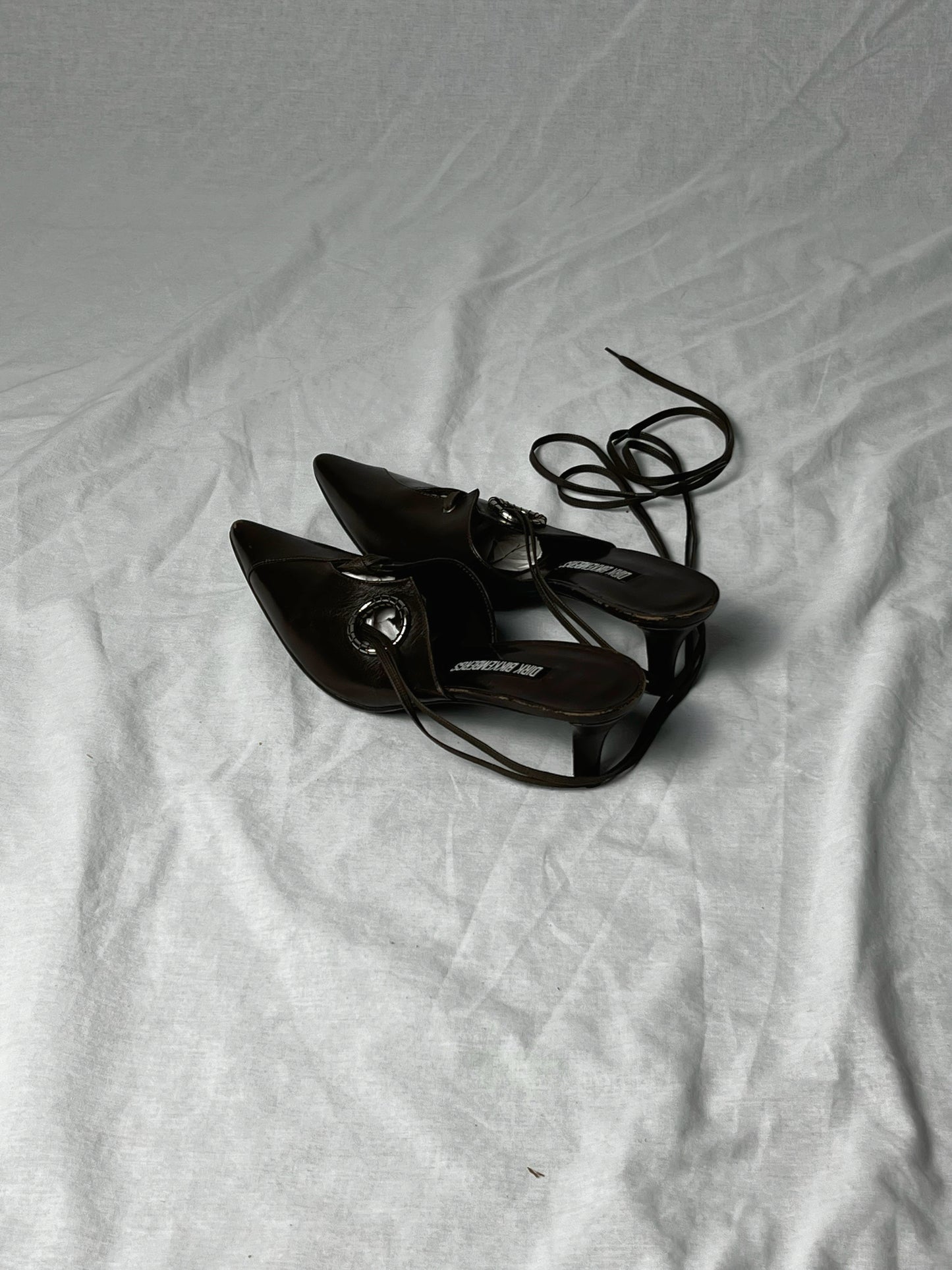 DIRK BIKKEMBERGS S/S 2003 EYELET KITTEN HEEL