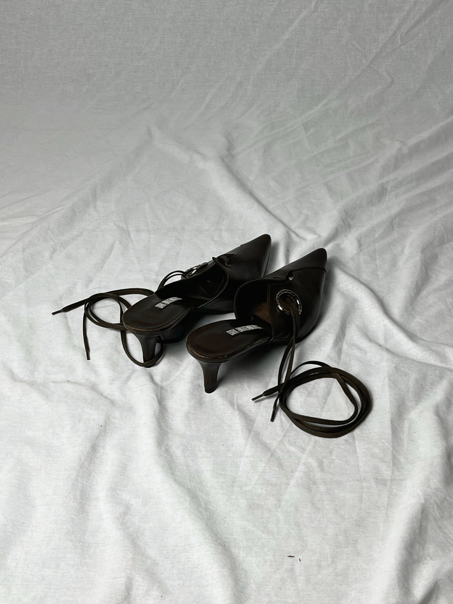 DIRK BIKKEMBERGS S/S 2003 EYELET KITTEN HEEL