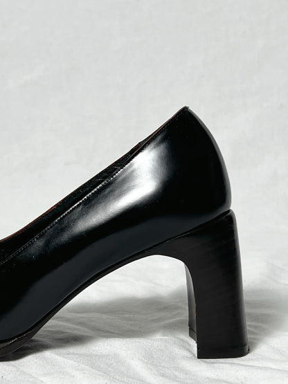 GUCCI COURT HEELS