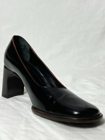 GUCCI COURT HEELS