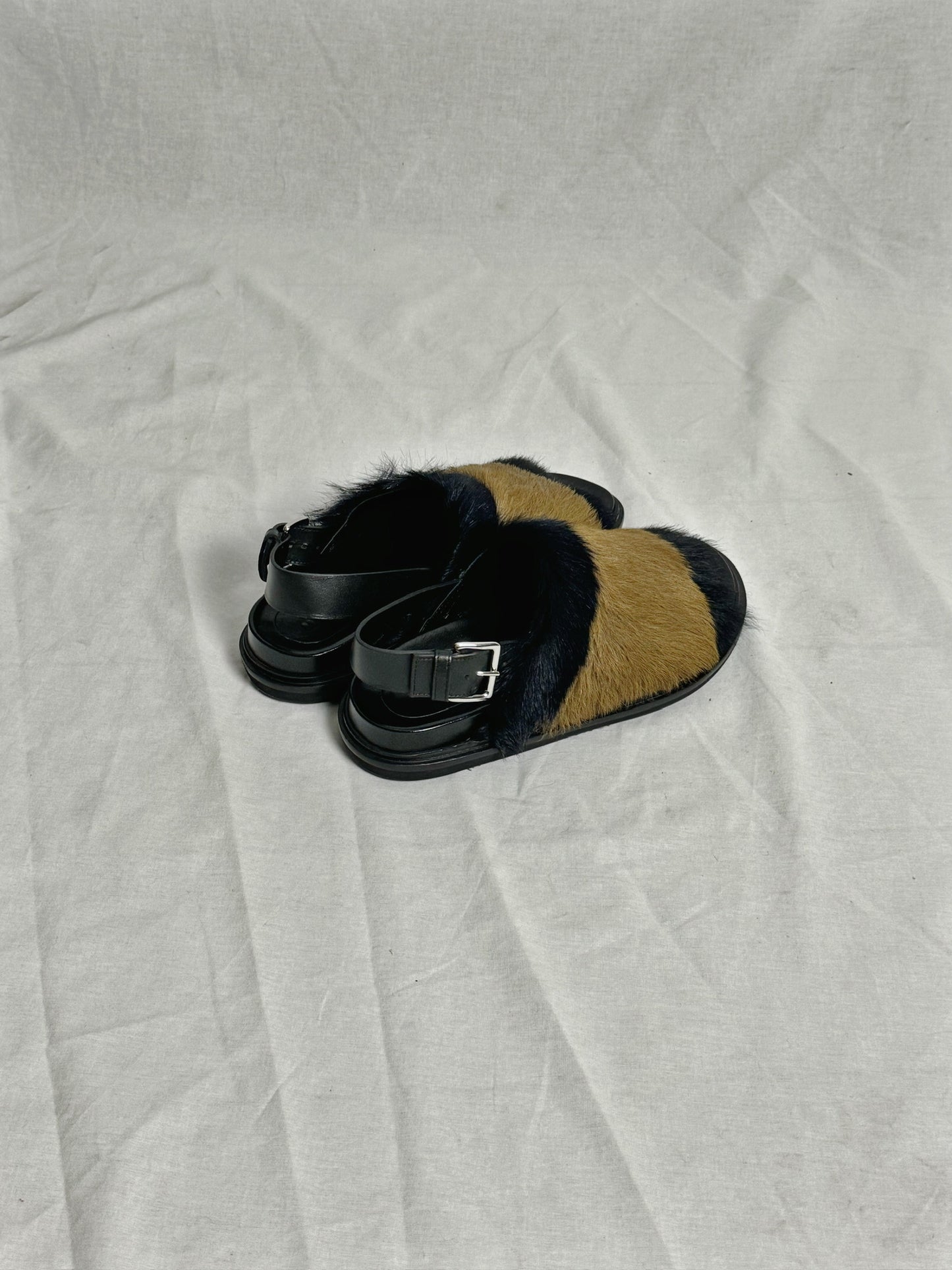 MARNI FUR SANDALS (EU 39.5)