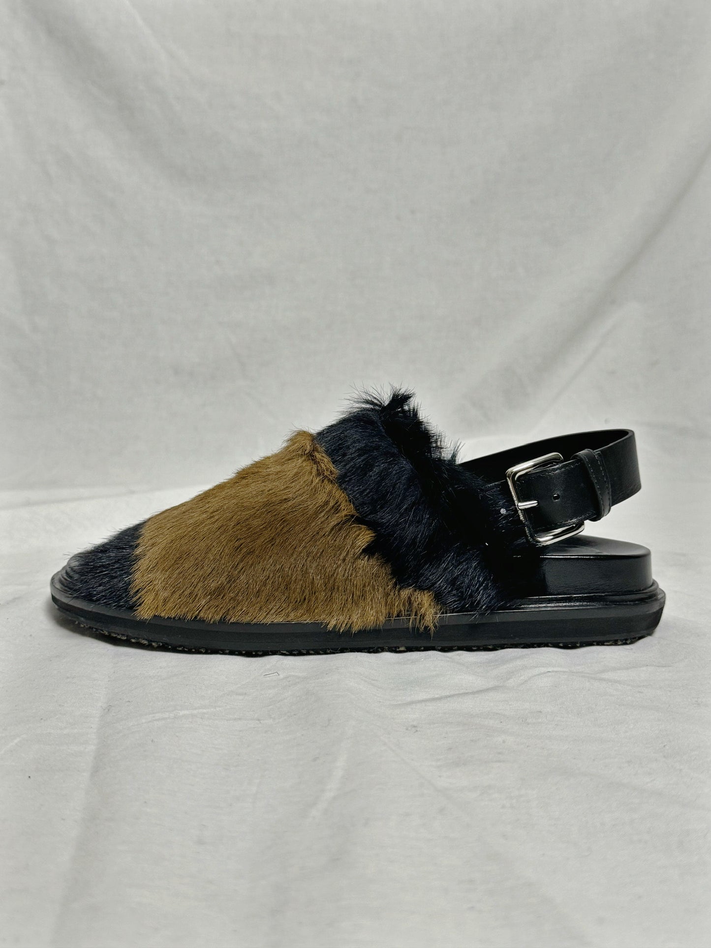 MARNI FUR SANDALS (EU 39.5)