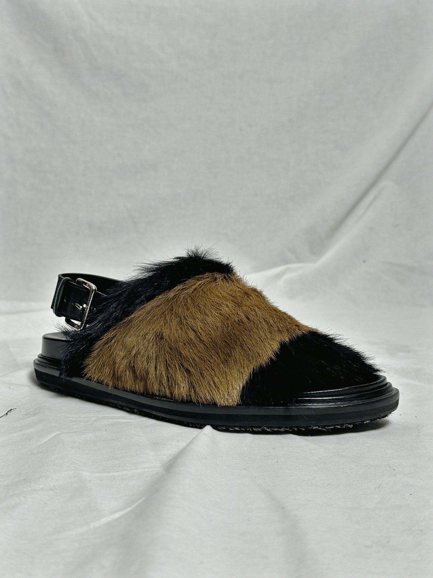 MARNI FUR SANDALS (EU 39.5)
