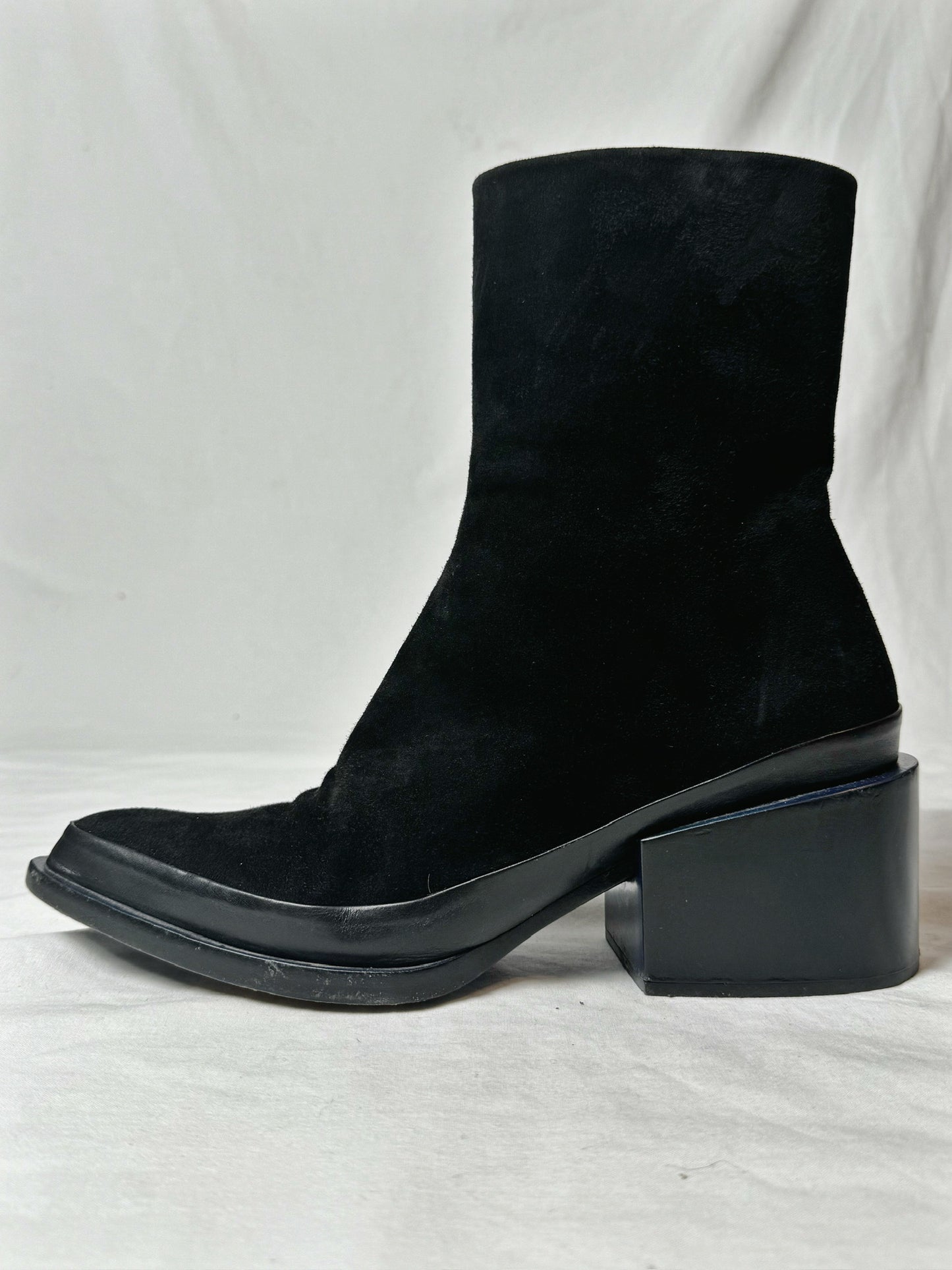 JIL SANDER SUEDE BOOT (EU 40.5)