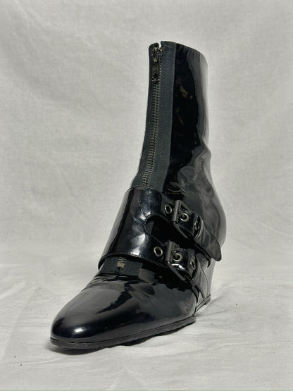 HELMUT LANG CUBAN WEDGE BOOT (EU 41)