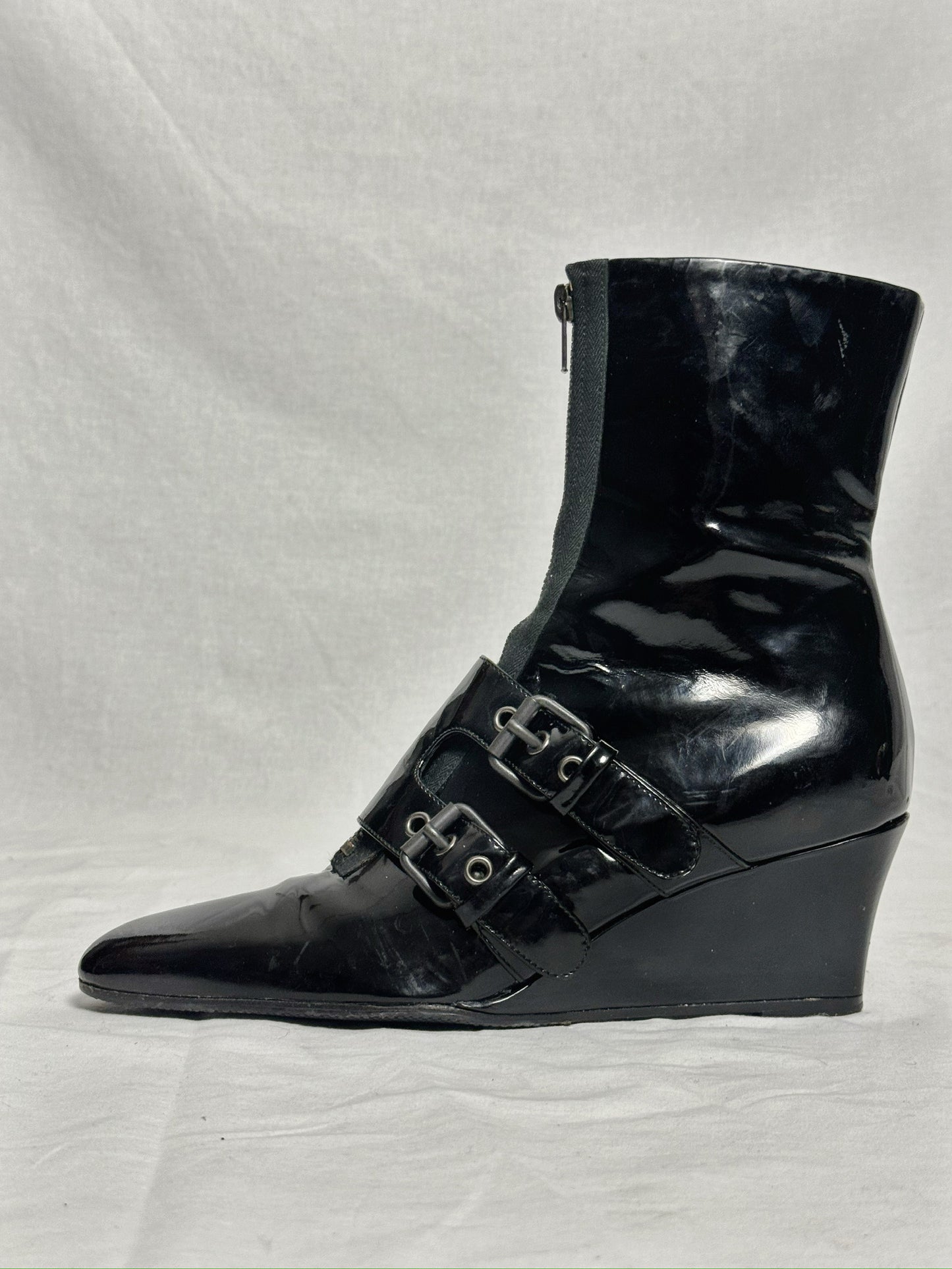 HELMUT LANG CUBAN WEDGE BOOT (EU 41)