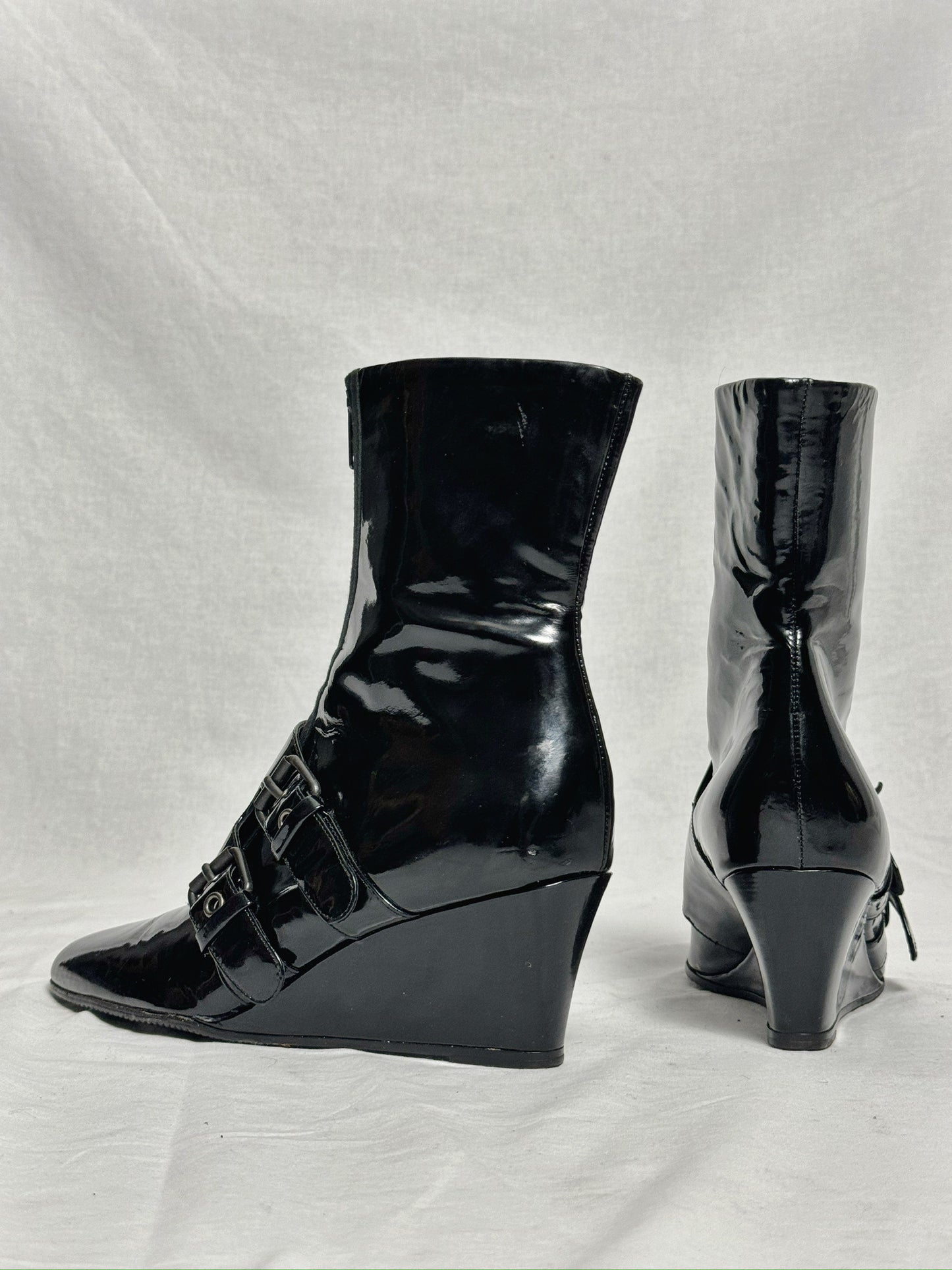 HELMUT LANG CUBAN WEDGE BOOT (EU 41)