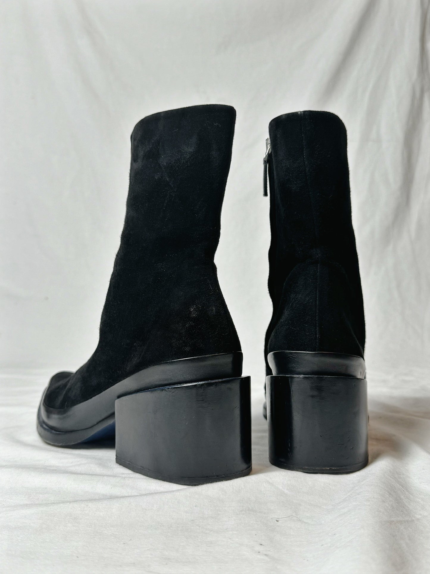 JIL SANDER SUEDE BOOT (EU 40.5)