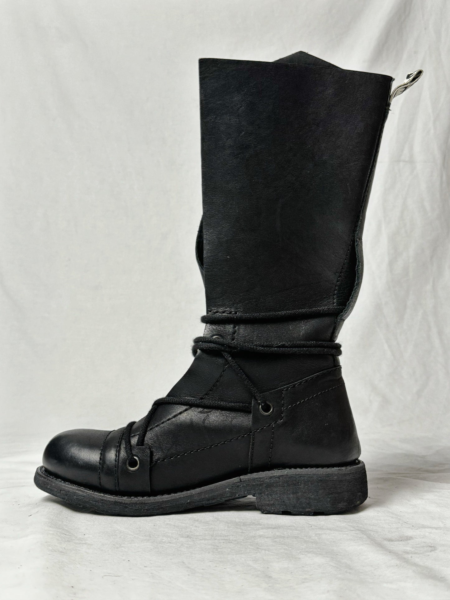 DIRK BIKKEMBERGS COMBAT BOOTS