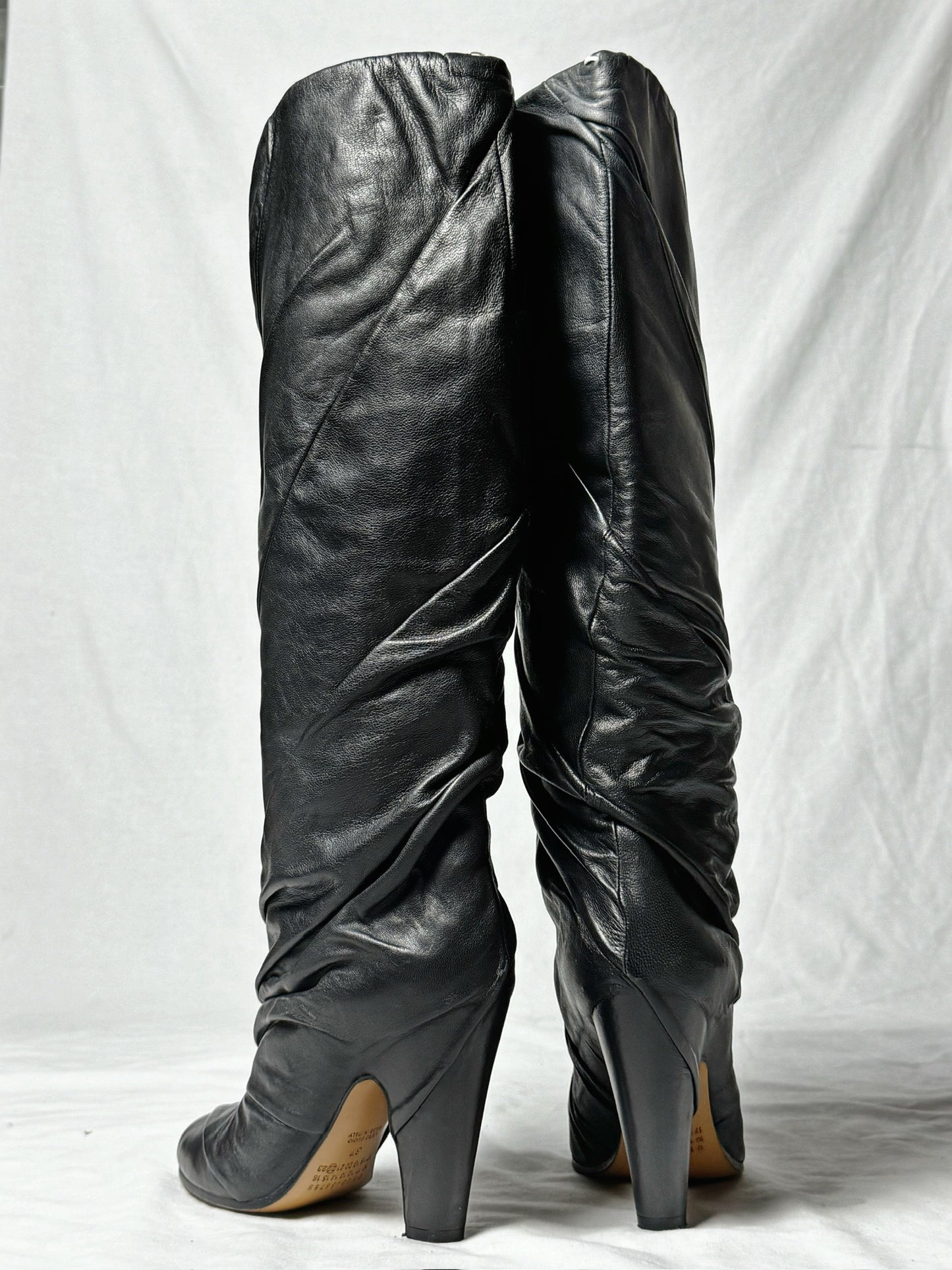 MARGIELA KNEE HIGH BOOTS (EU 37)