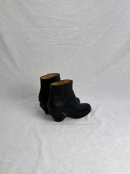 MARGIELA BROKEN HEEL BOOTS