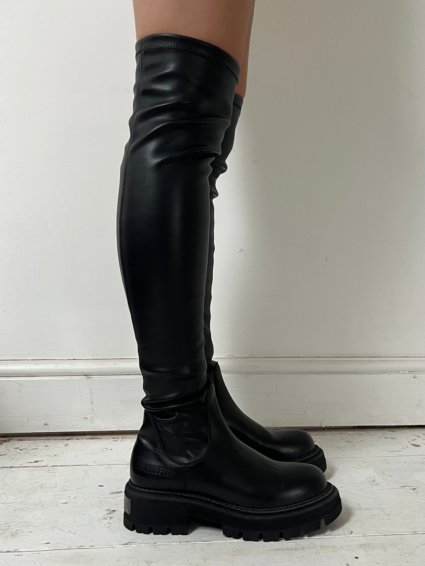 DIRK BIKKEMBERGS KNEE HIGH GLOVE BOOTS (EU 38)