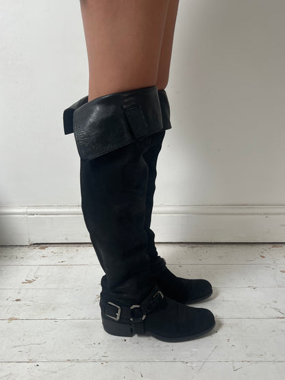 DIOR SUEDE RIDING BOOTS (EU 39.5)