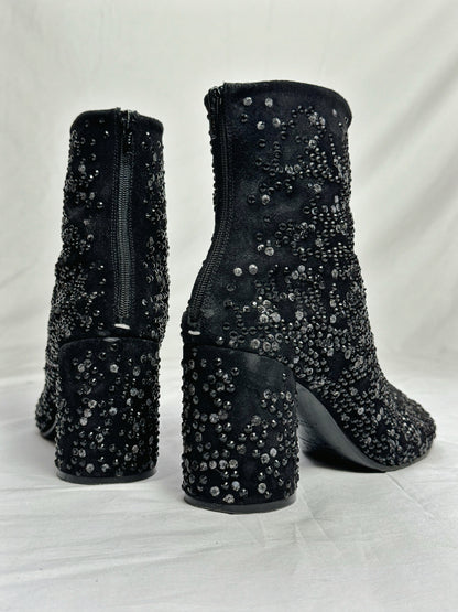 MARGIELA EMBELLISHED BOOT (EU 38)