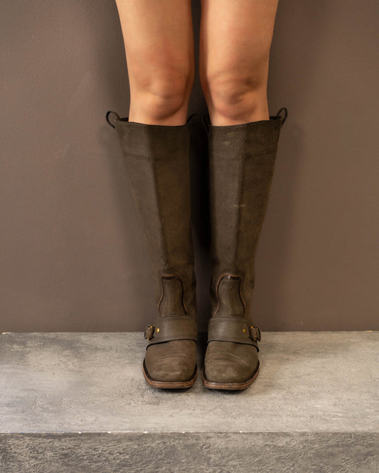 BOTTEGA VENETTA SUEDE BOOTS (EU 41)