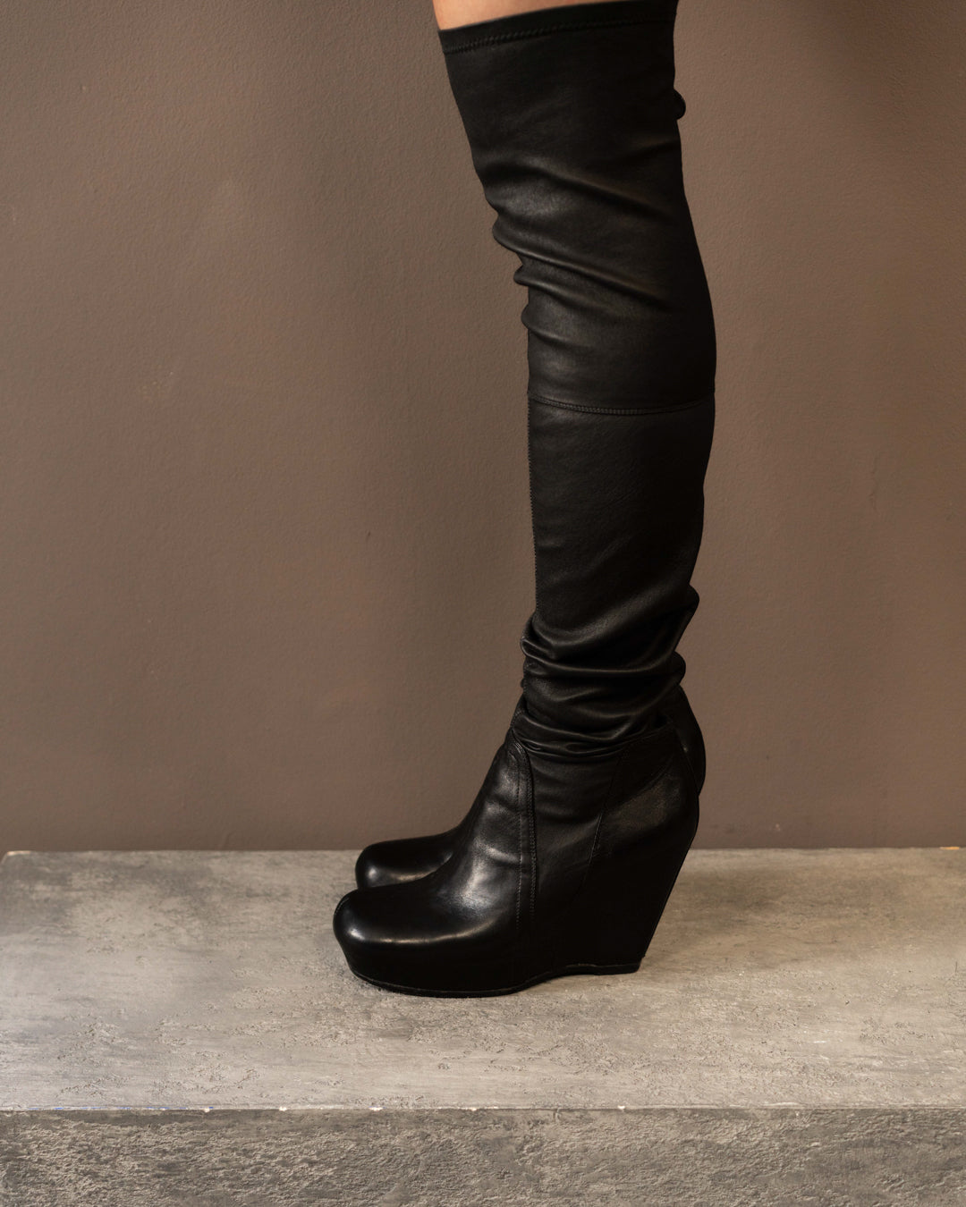 RICK OWENS GLOVE WEDGE KNEE HIGH BOOTS (EU 41)