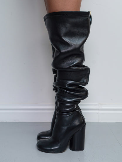BURBERRY KNEE HIGH BOOTS (EU 38)