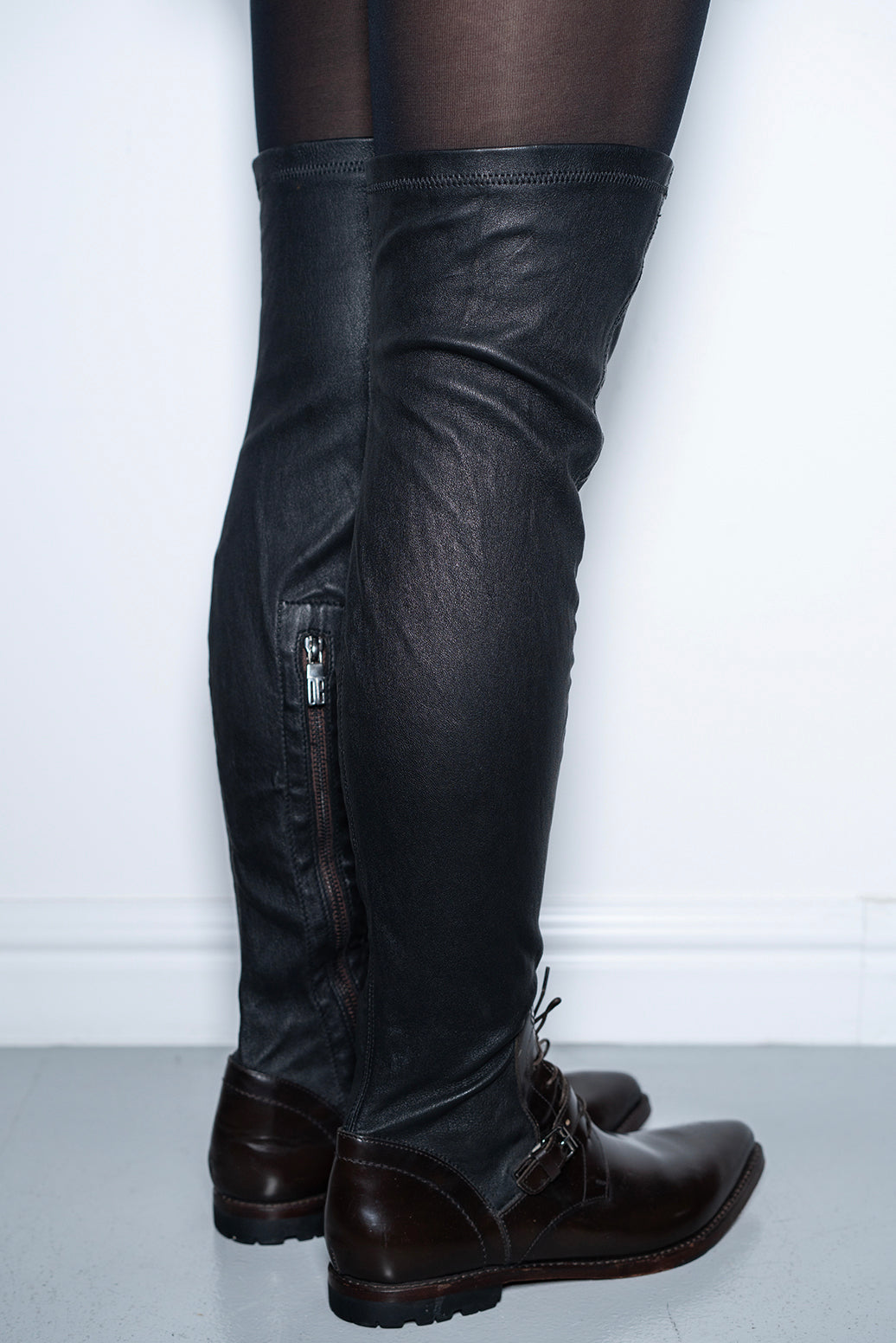 DIRK BIKKEMBERGS 90s KNEE HIGH BOOTS (EU 41)