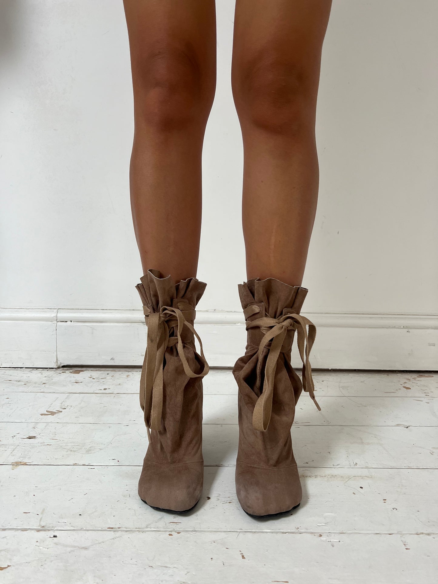 VIVIENNE WESTWOOD SUEDE ANIMAL TOE BOOTS (EU 38)