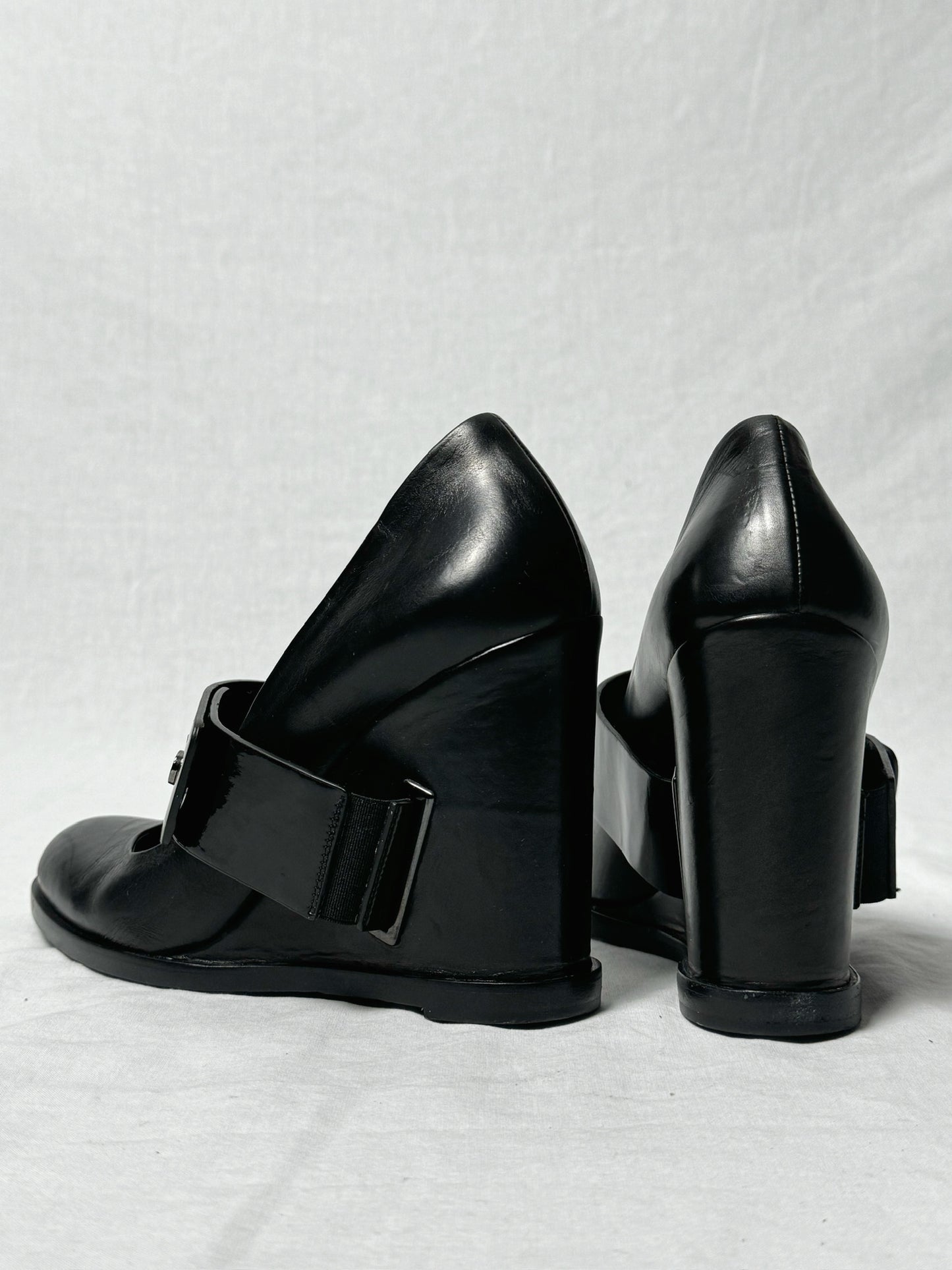 DIRK BIKKEMBERGS PATENT STRAP WEDGE