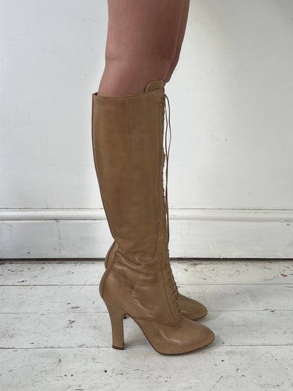 MIU MIU LACE UP BOOTS (EU 38.5)