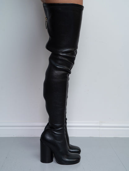 BURBERRY KNEE HIGH BOOTS (EU 38)