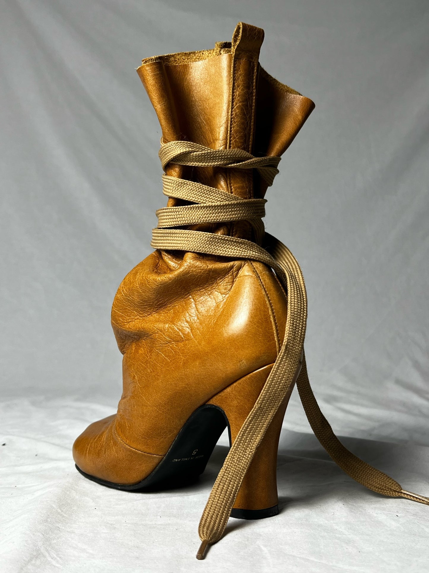 VIVIENNE WESTWOOD S/S 2000 ANIMAL TOE BOOTS