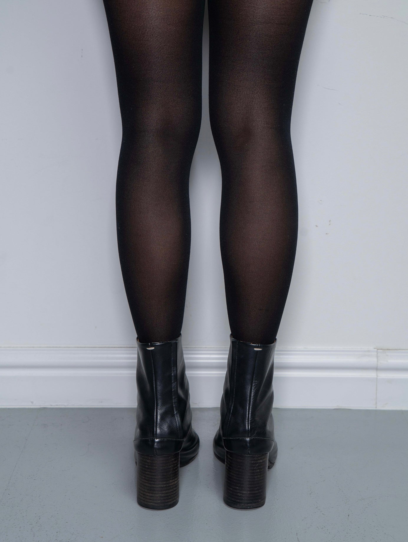 MARGIELA TABI BOOTS (EU 37.5)